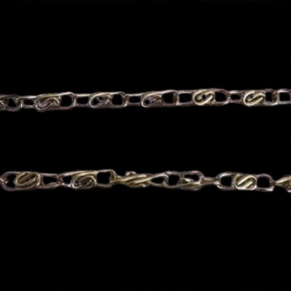 😊Bundle 2 or More for 50% off+$4.99 Shipping! 
Vintage 48” Silver Chain Necklace - Picture 4 of 5